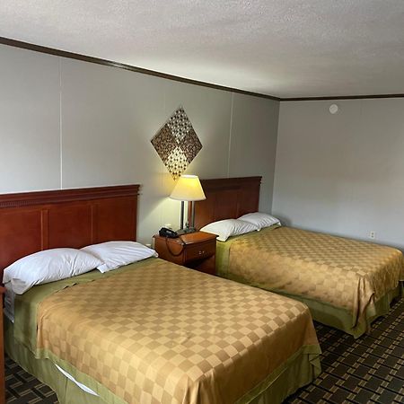 Bedford Inn Елк-Сіті Екстер'єр фото